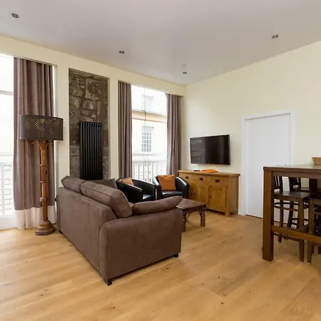 Joivy Stunning Flat Near St Giles Cathedral Apartment Edinburgh Exterior photo